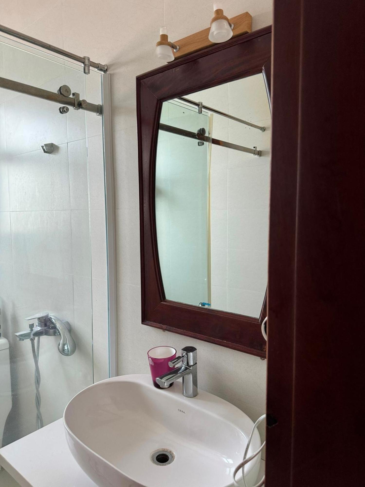 Hoang Khiem Hotel Плей Ку Екстериор снимка